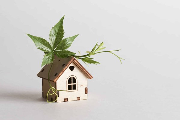 Can You Retrofit Heated Steering Wheel Functionality in a Volvo V60?